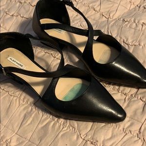 Like new Alex Marie flats